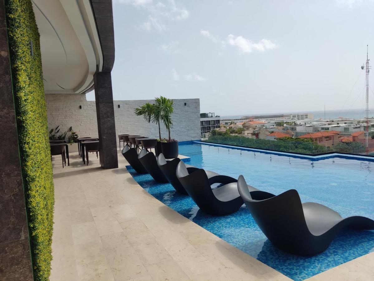 Luxury Suites , Calle 14Th Плая-дель-Кармен Экстерьер фото