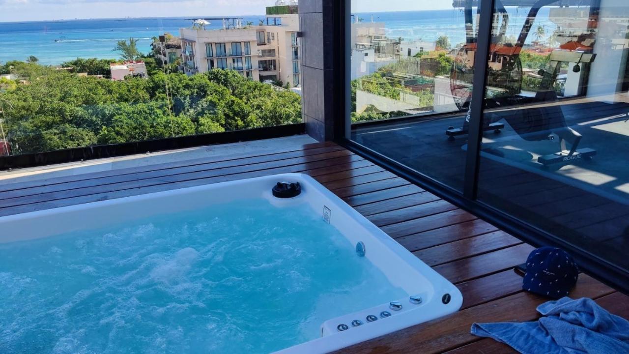Luxury Suites , Calle 14Th Плая-дель-Кармен Экстерьер фото