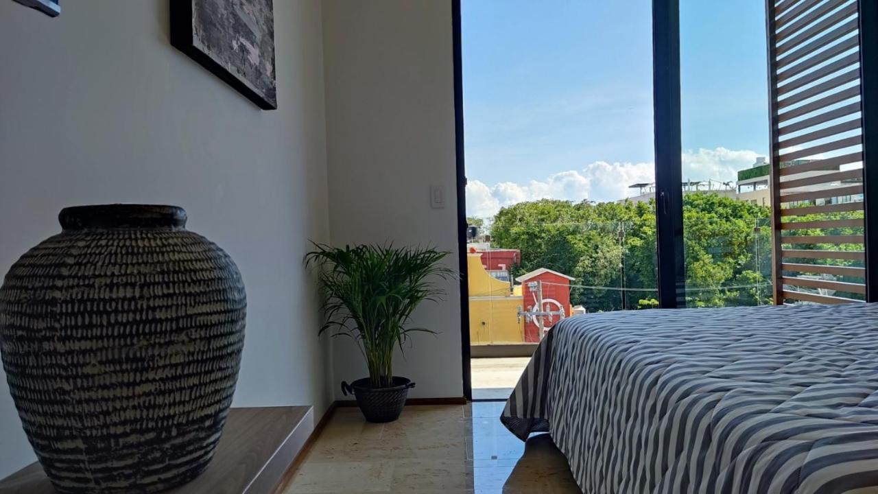 Luxury Suites , Calle 14Th Плая-дель-Кармен Экстерьер фото