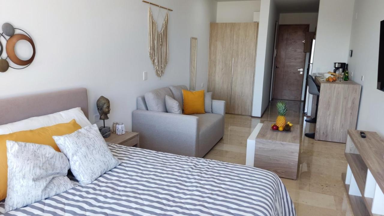 Luxury Suites , Calle 14Th Плая-дель-Кармен Экстерьер фото