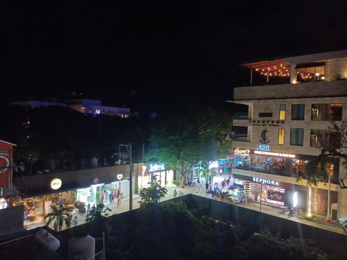 Luxury Suites , Calle 14Th Плая-дель-Кармен Экстерьер фото