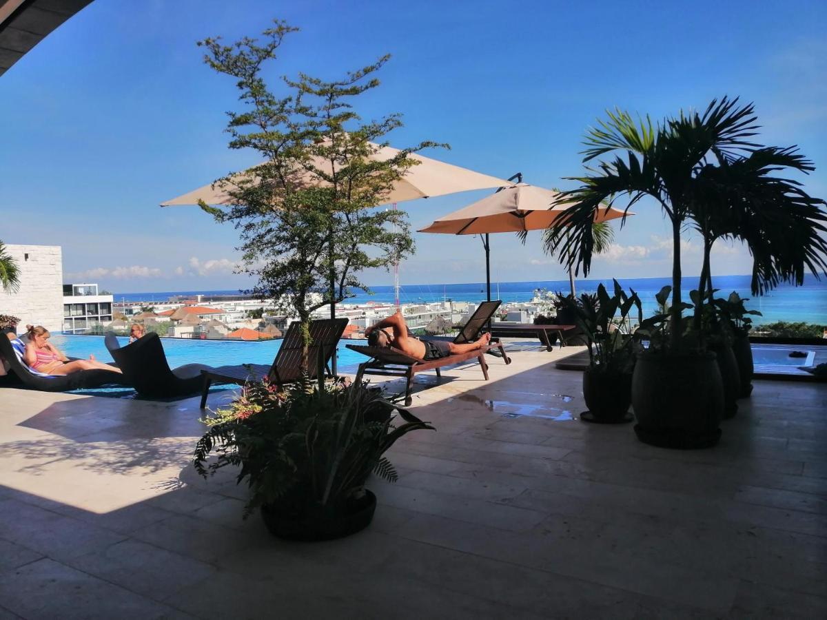 Luxury Suites , Calle 14Th Плая-дель-Кармен Экстерьер фото